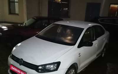 Volkswagen Polo VI (EU Market), 2013 год, 750 000 рублей, 1 фотография