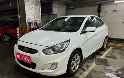 Hyundai Solaris II рестайлинг, 2013 год, 650 000 рублей, 1 фотография