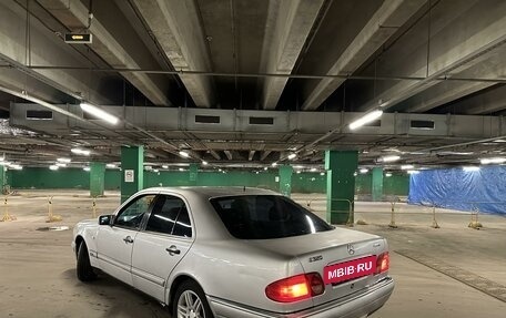 Mercedes-Benz E-Класс, 1998 год, 370 000 рублей, 4 фотография