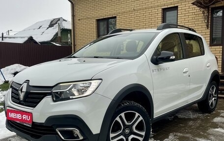 Renault Sandero II рестайлинг, 2019 год, 995 000 рублей, 1 фотография