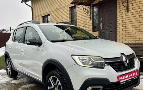 Renault Sandero II рестайлинг, 2019 год, 995 000 рублей, 2 фотография