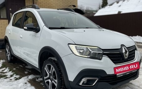 Renault Sandero II рестайлинг, 2019 год, 995 000 рублей, 6 фотография