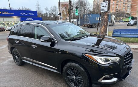 Infiniti QX60 I рестайлинг, 2017 год, 3 290 000 рублей, 4 фотография