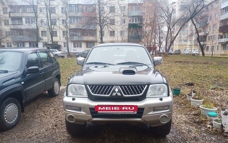 Mitsubishi L200 III рестайлинг, 2006 год, 1 100 000 рублей, 10 фотография