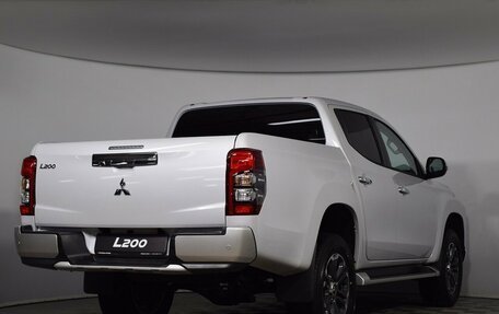 Mitsubishi L200, 2024 год, 5 950 000 рублей, 4 фотография