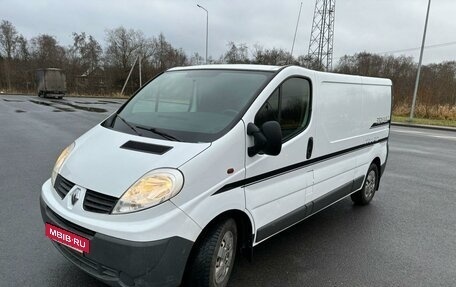 Renault Trafic, 2007 год, 970 000 рублей, 3 фотография