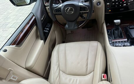 Lexus LX III, 2016 год, 7 600 000 рублей, 39 фотография