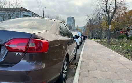 Volkswagen Jetta VI, 2014 год, 1 330 000 рублей, 12 фотография