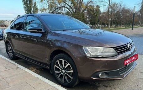 Volkswagen Jetta VI, 2014 год, 1 330 000 рублей, 8 фотография