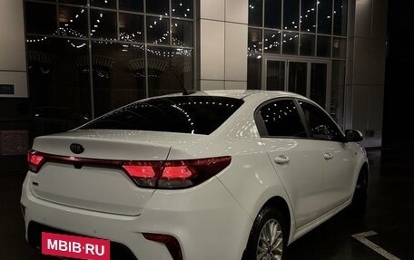 KIA Rio IV, 2018 год, 1 450 000 рублей, 3 фотография