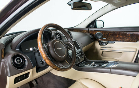 Jaguar XJ IV (X351), 2014 год, 1 790 000 рублей, 13 фотография