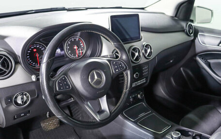 Mercedes-Benz B-Класс, 2015 год, 1 650 000 рублей, 14 фотография