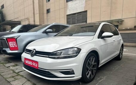 Volkswagen Golf VII, 2020 год, 1 890 000 рублей, 1 фотография