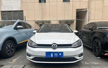 Volkswagen Golf VII, 2020 год, 1 890 000 рублей, 3 фотография