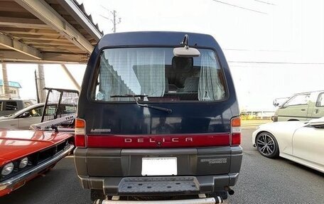 Mitsubishi Delica III, 1997 год, 970 000 рублей, 5 фотография