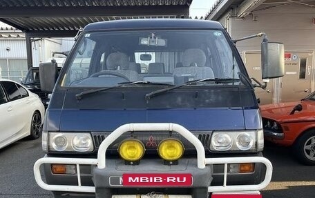 Mitsubishi Delica III, 1997 год, 970 000 рублей, 2 фотография