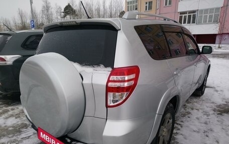 Toyota RAV4, 2011 год, 1 650 000 рублей, 4 фотография