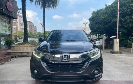 Honda Vezel, 2019 год, 1 750 000 рублей, 3 фотография