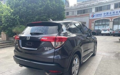 Honda Vezel, 2019 год, 1 750 000 рублей, 4 фотография