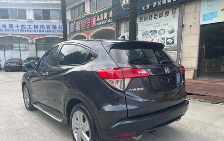 Honda Vezel, 2019 год, 1 750 000 рублей, 5 фотография