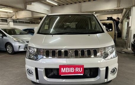 Mitsubishi Delica D:5 I, 2019 год, 2 350 000 рублей, 2 фотография