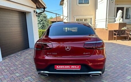 Mercedes-Benz GLC Coupe, 2020 год, 5 300 000 рублей, 4 фотография