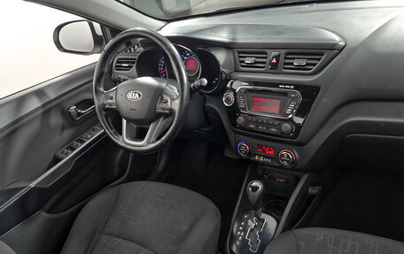 KIA Rio III рестайлинг, 2014 год, 992 000 рублей, 14 фотография