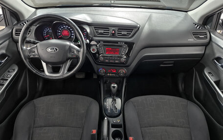 KIA Rio III рестайлинг, 2014 год, 992 000 рублей, 13 фотография