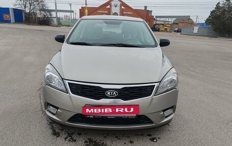 KIA cee'd I рестайлинг, 2011 год, 645 000 рублей, 3 фотография