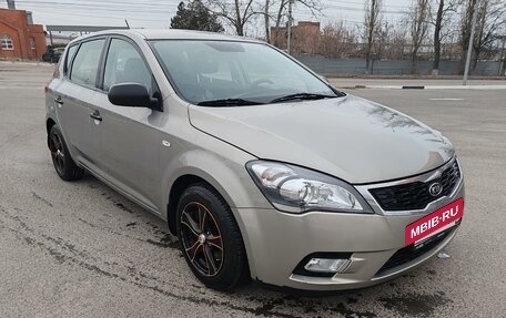 KIA cee'd I рестайлинг, 2011 год, 645 000 рублей, 8 фотография