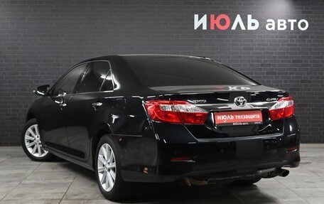 Toyota Camry, 2012 год, 1 950 000 рублей, 5 фотография