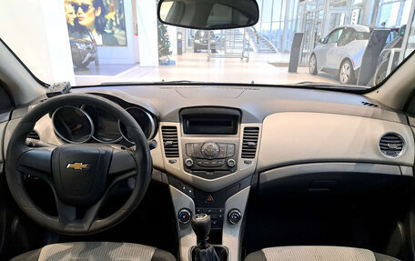 Chevrolet Cruze II, 2011 год, 590 000 рублей, 14 фотография