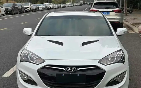 Hyundai Genesis Coupe I рестайлинг, 2014 год, 2 100 000 рублей, 2 фотография