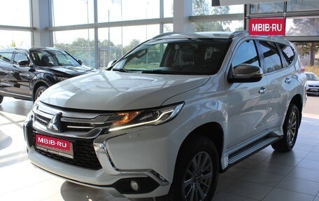 Mitsubishi Pajero Sport III рестайлинг, 2018 год, 3 095 000 рублей, 1 фотография