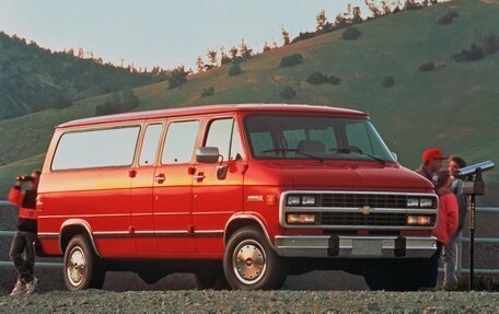 Chevrolet Van, 1986 год, 2 200 000 рублей, 1 фотография