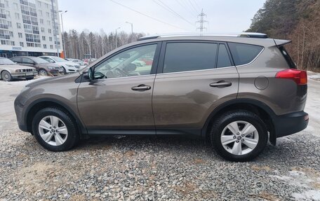 Toyota RAV4, 2013 год, 2 260 000 рублей, 3 фотография