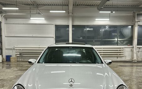 Mercedes-Benz E-Класс, 2004 год, 830 000 рублей, 7 фотография