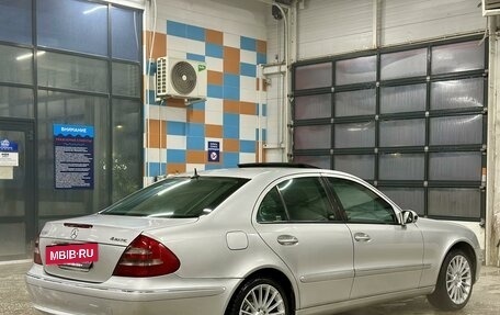 Mercedes-Benz E-Класс, 2004 год, 830 000 рублей, 4 фотография