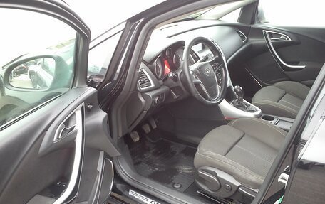 Opel Astra J, 2010 год, 749 000 рублей, 14 фотография