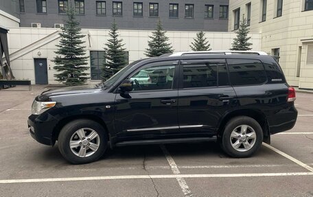 Toyota Land Cruiser 200, 2011 год, 2 900 000 рублей, 6 фотография