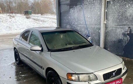 Volvo S60 III, 2001 год, 550 000 рублей, 2 фотография