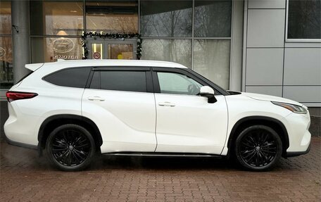 Toyota Highlander, 2021 год, 6 749 000 рублей, 4 фотография