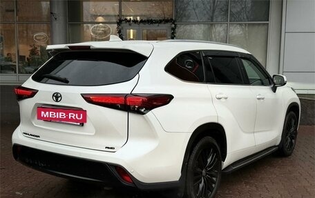 Toyota Highlander, 2021 год, 6 749 000 рублей, 5 фотография