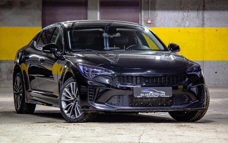 KIA Stinger I, 2018 год, 2 500 000 рублей, 3 фотография