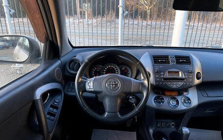 Toyota RAV4, 2006 год, 1 399 000 рублей, 11 фотография