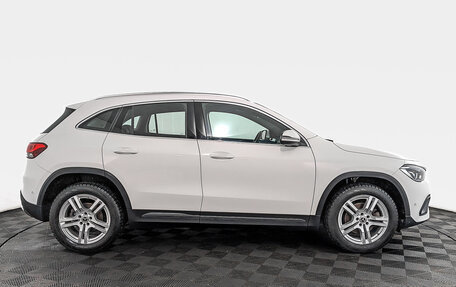 Mercedes-Benz GLA, 2021 год, 4 090 000 рублей, 4 фотография