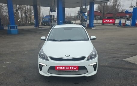 KIA Rio IV, 2019 год, 1 620 000 рублей, 5 фотография