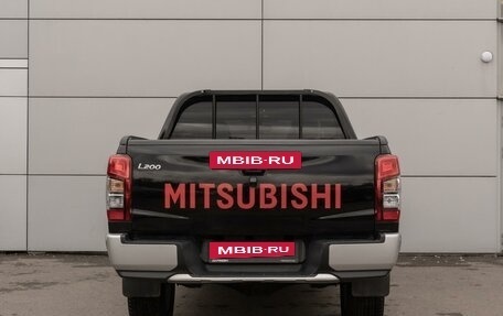 Mitsubishi L200 IV рестайлинг, 2023 год, 4 249 000 рублей, 4 фотография