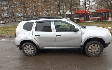 Renault Duster I рестайлинг, 2014 год, 645 000 рублей, 2 фотография