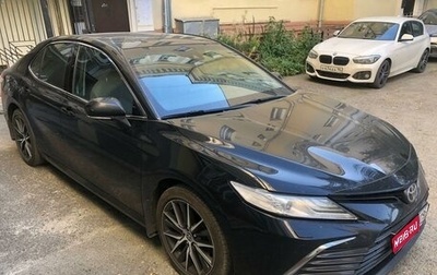 Toyota Camry, 2021 год, 3 350 000 рублей, 1 фотография